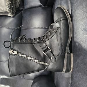 Women's Leather Boots